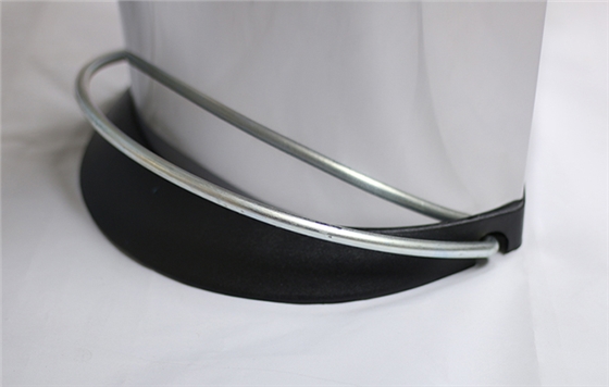 高檔垃圾桶 年底低價清倉出售