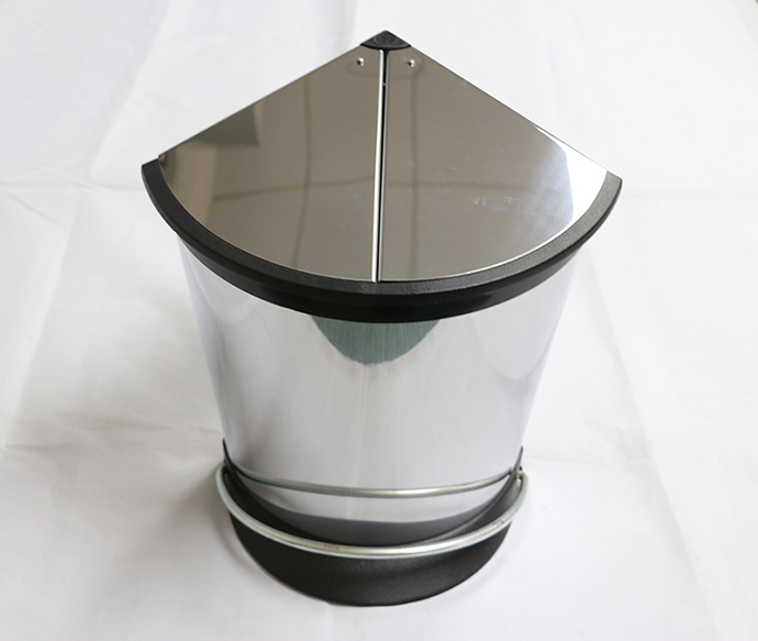 高檔垃圾桶 年底低價清倉出售