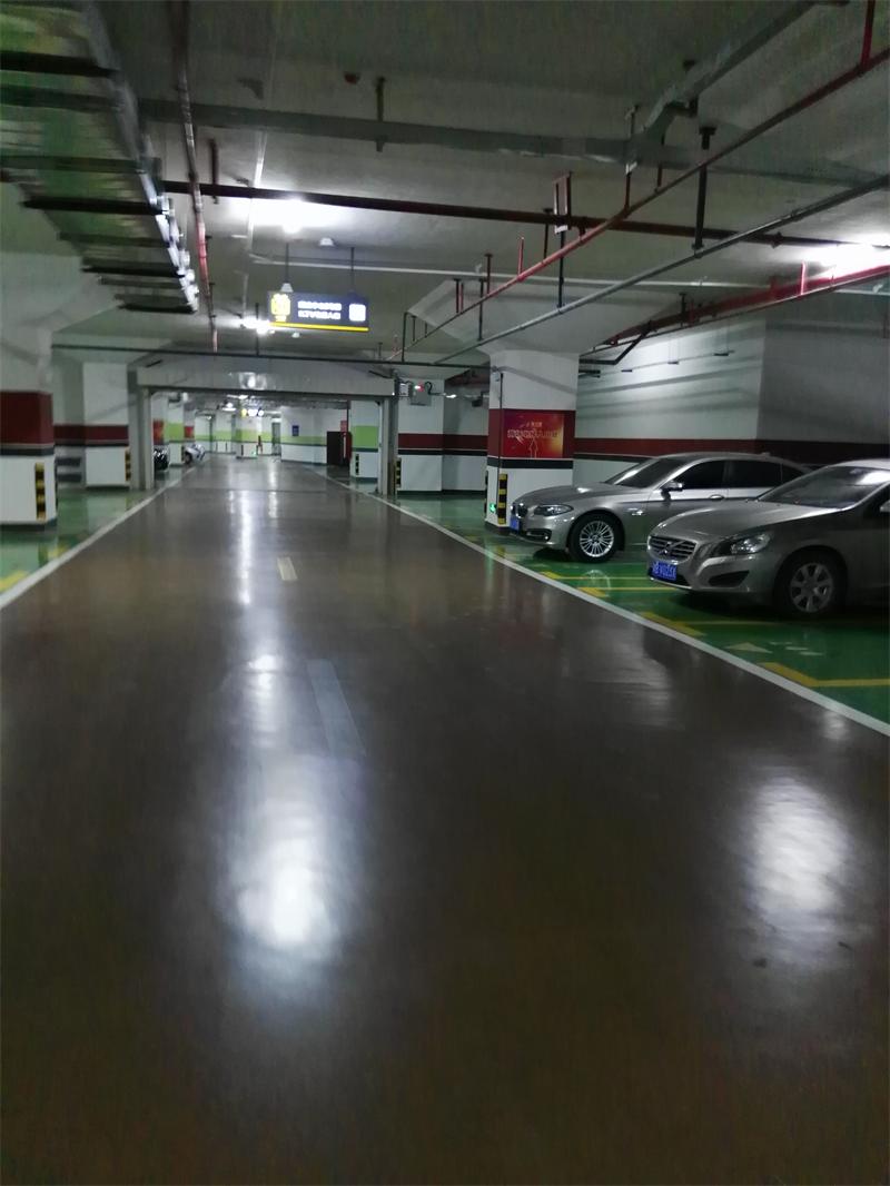 停車場2.jpg 停車場2.jpg