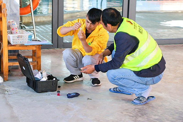 泳池1.jpg 泳池1.jpg