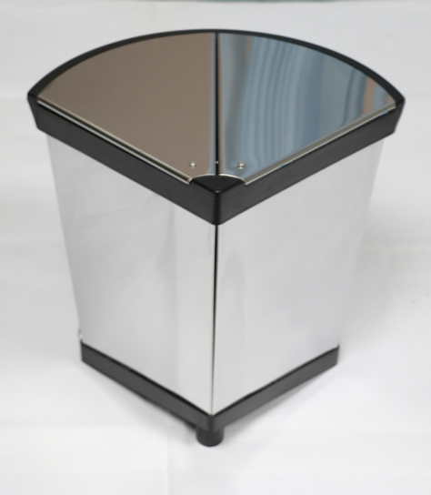 高檔垃圾桶年底低價(jià)清倉(cāng)出售 酒店政府公眾場(chǎng)合專用