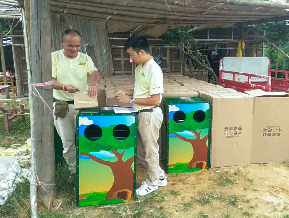 擁有這樣的垃圾桶，連扔個(gè)垃圾心情都是美美的！