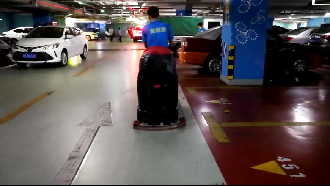 環(huán)氧地坪該如何清潔保養(yǎng)？